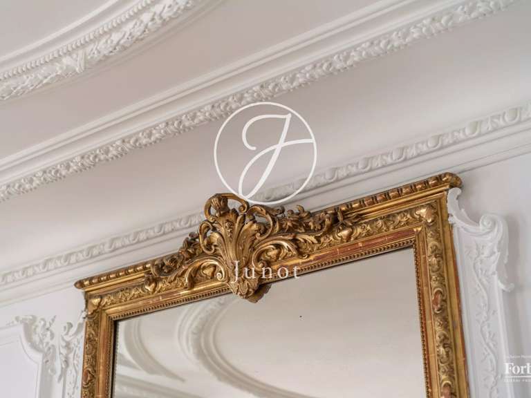 Apartment Paris 10e - 3 bedrooms - 137m²