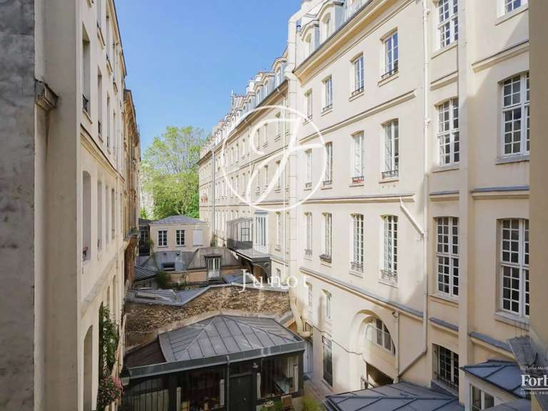 Appartement Paris 10e - 4 chambres - 138m²