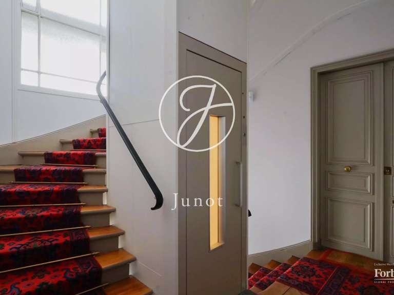 Appartement Paris 10e - 4 chambres - 138m²