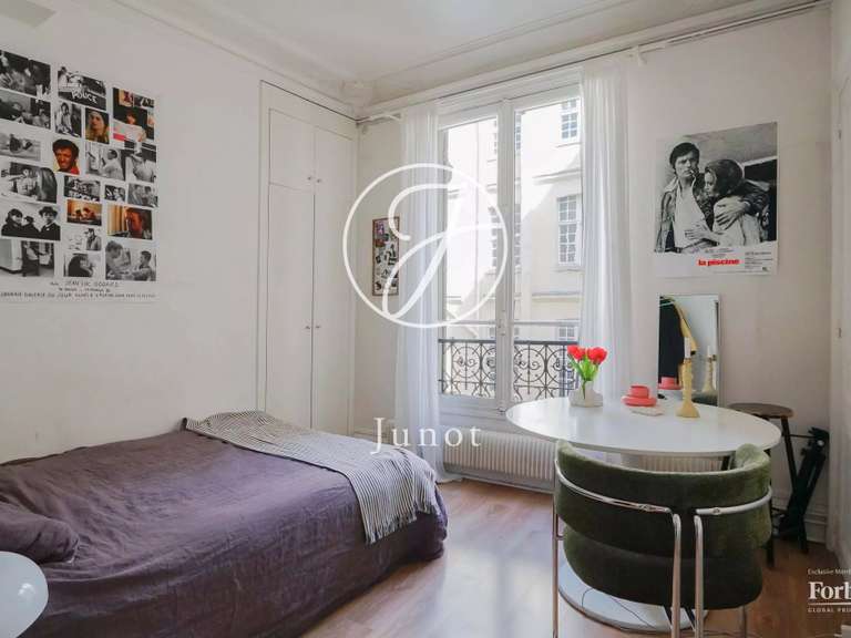 Appartement Paris 10e - 4 chambres - 138m²