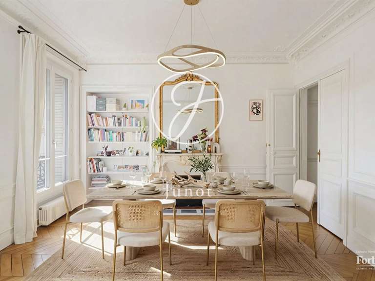Appartement Paris 10e - 4 chambres - 138m²