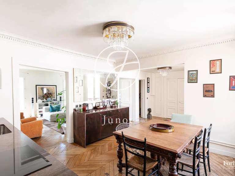 Appartement Paris 10e - 3 chambres - 116m²