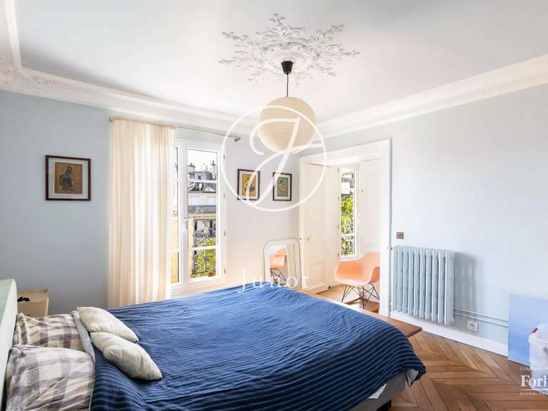 Appartement Paris 10e - 3 chambres - 116m²