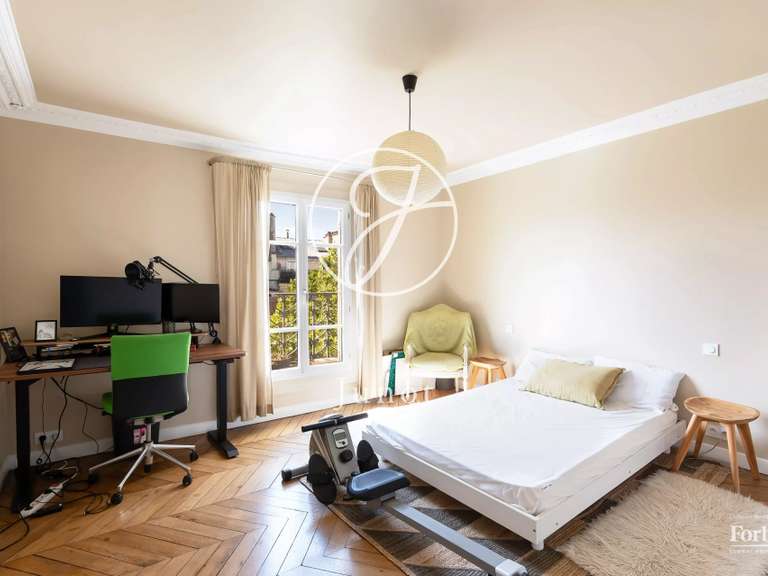 Appartement Paris 10e - 3 chambres - 116m²