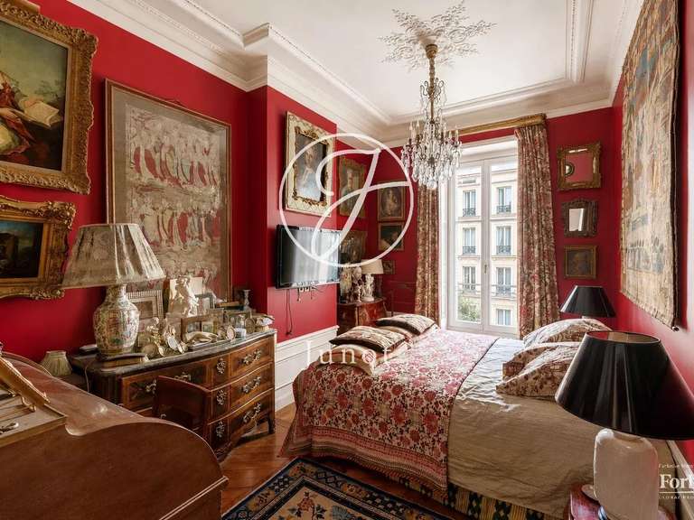 Appartement Paris 10e - 2 chambres - 91m²