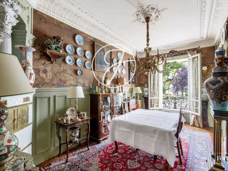 Appartement Paris 10e - 2 chambres - 91m²