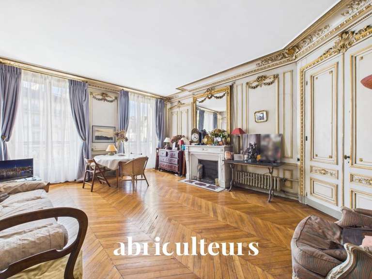 Appartement Paris 10e - 3 chambres - 130m²