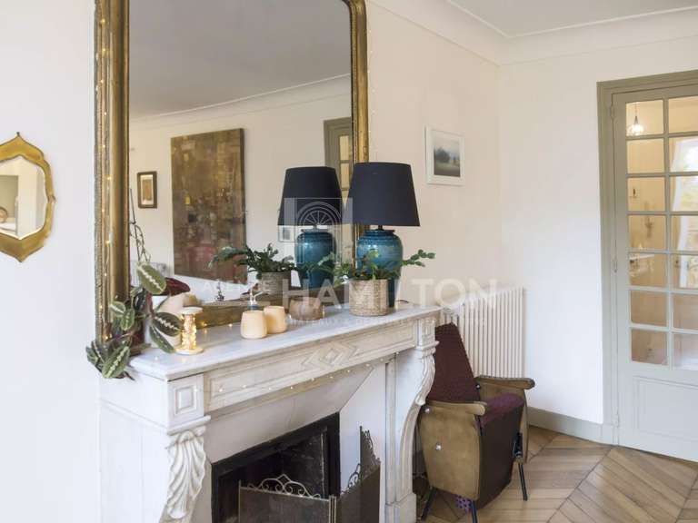 Apartment Paris 10e - 3 bedrooms - 97m²