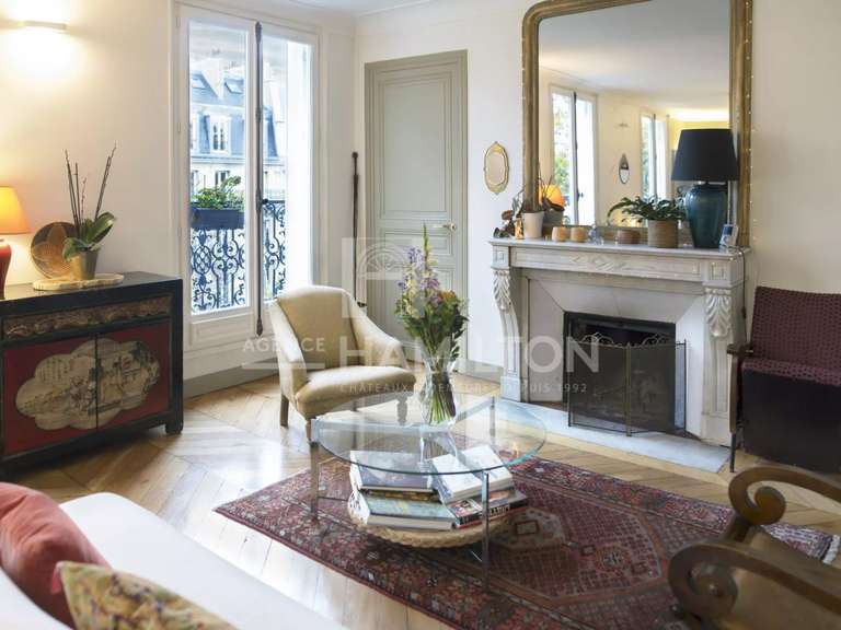 Apartment Paris 10e - 3 bedrooms - 97m²