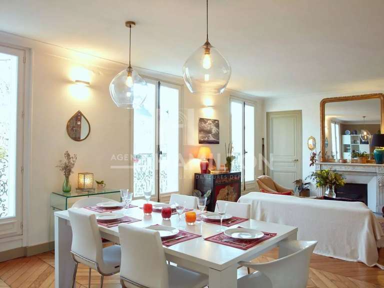 Apartment Paris 10e - 3 bedrooms - 97m²