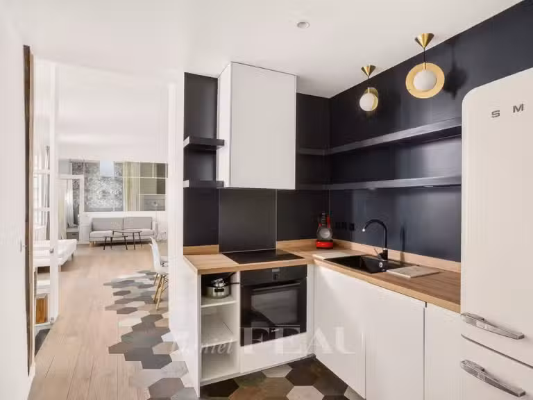 Appartement Paris 10e - 2 chambres - 65m²