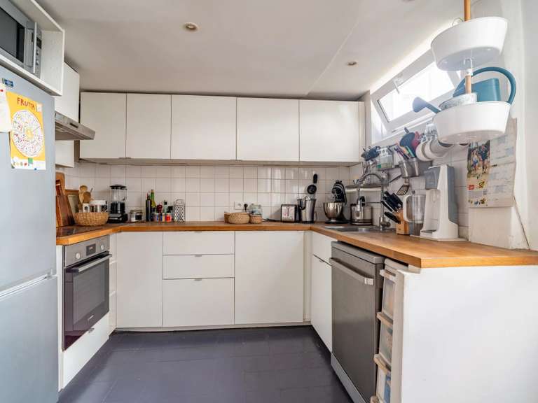 Appartement Paris 10e - 2 chambres - 87m²