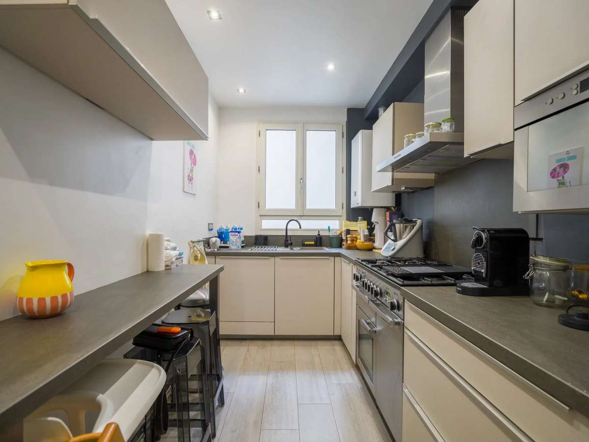 Apartment Paris 10e