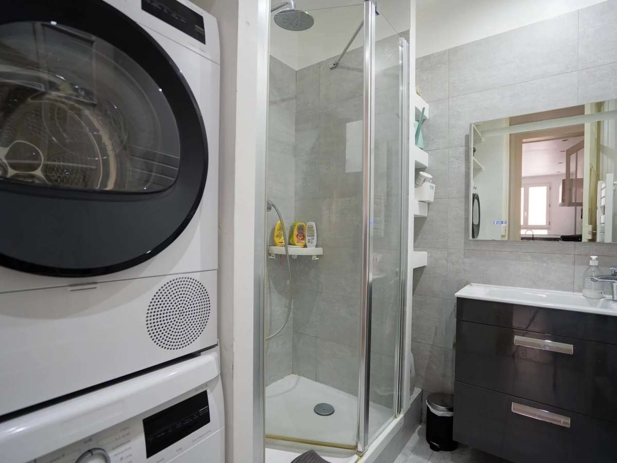 Apartment Paris 10e