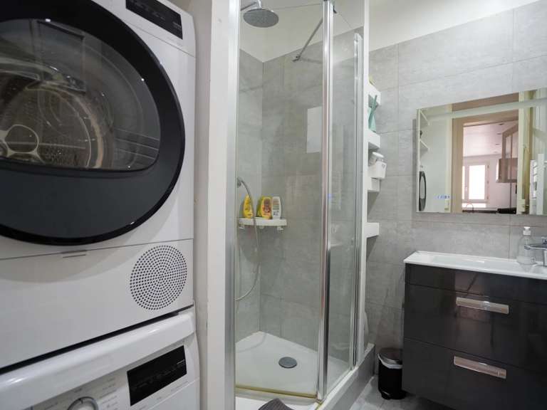Appartement Paris 10e - 3 chambres - 94m²