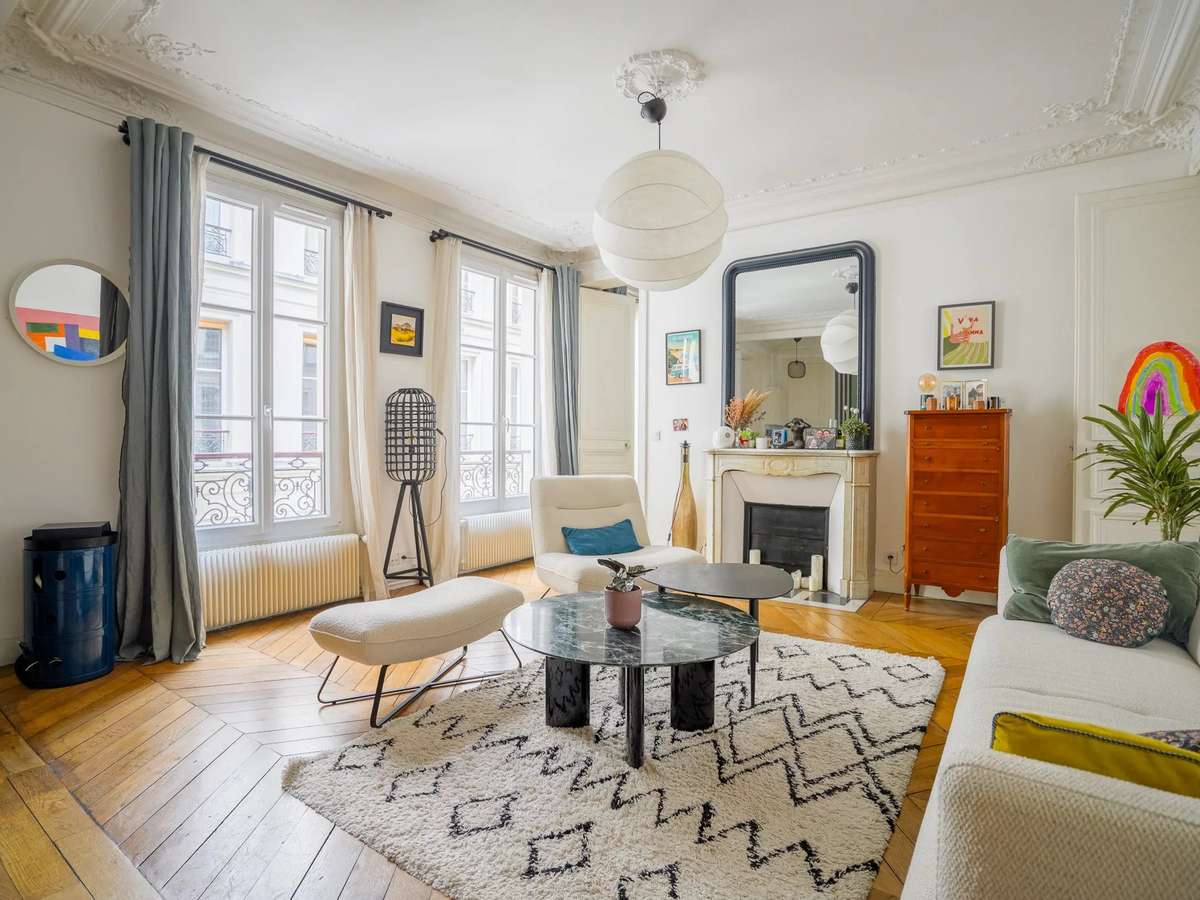 Apartment Paris 10e