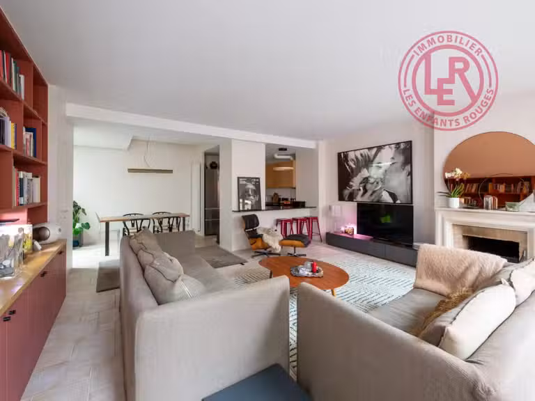 Appartement Paris 10e - 3 chambres - 121m²