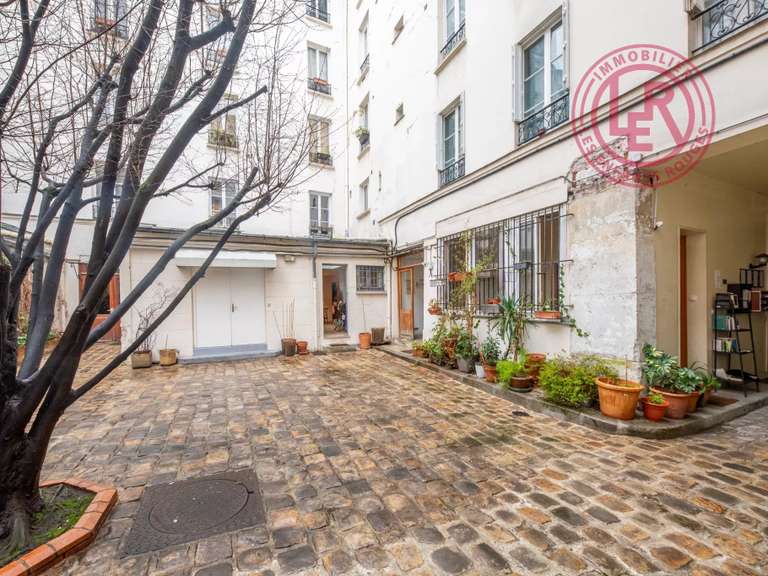 Appartement Paris 10e - 3 chambres - 121m²