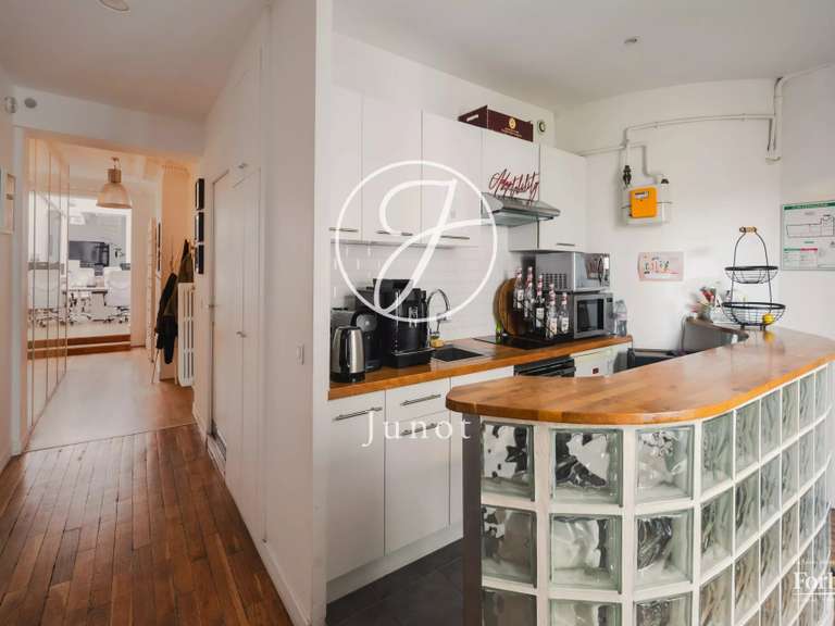Appartement Paris 10e - 197m²