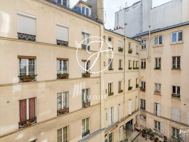 Appartement Paris 10e - 3 chambres - 118m²