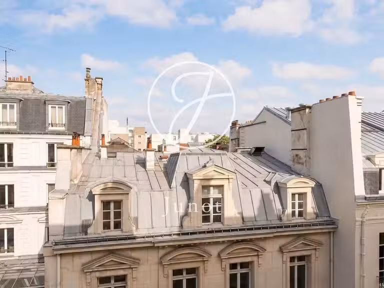 Appartement Paris 10e - 3 chambres - 125m²
