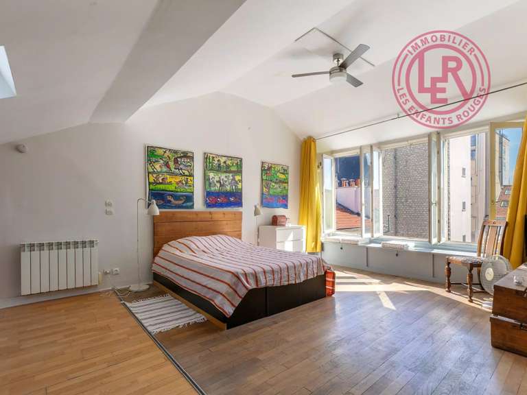 Appartement Paris 10e - 1 chambre - 96m²