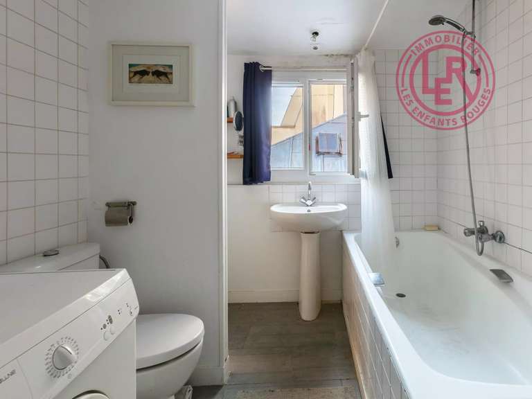 Appartement Paris 10e - 1 chambre - 96m²