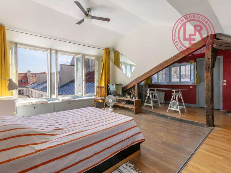 Appartement Paris 10e - 1 chambre - 96m²
