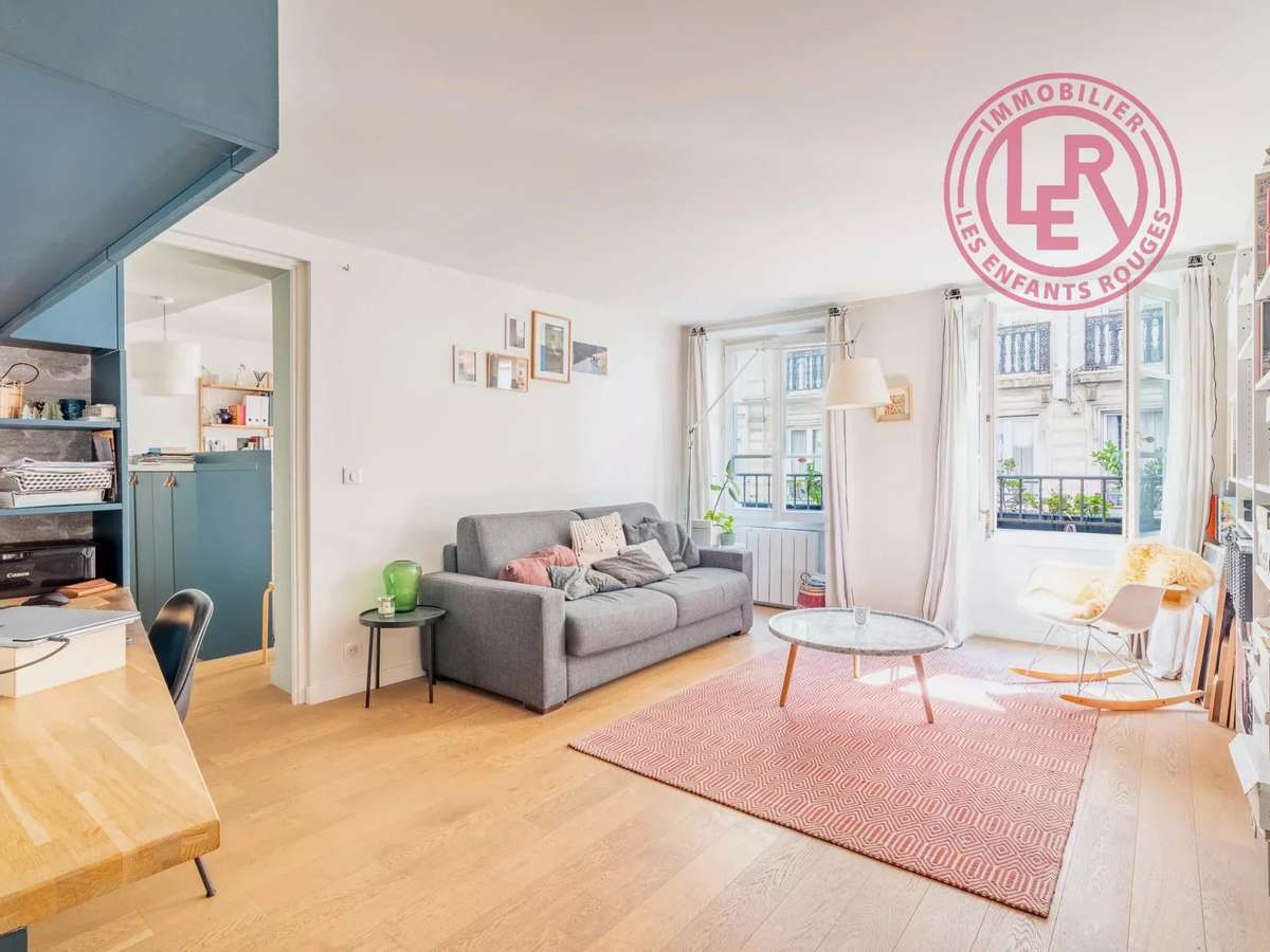 Apartment Paris 10e