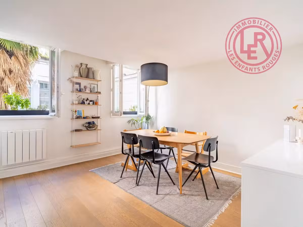 Apartment Paris 10e