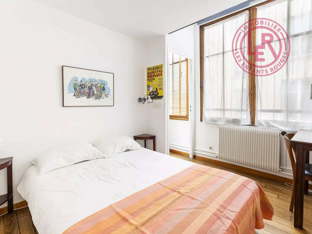 Apartment Paris 10e