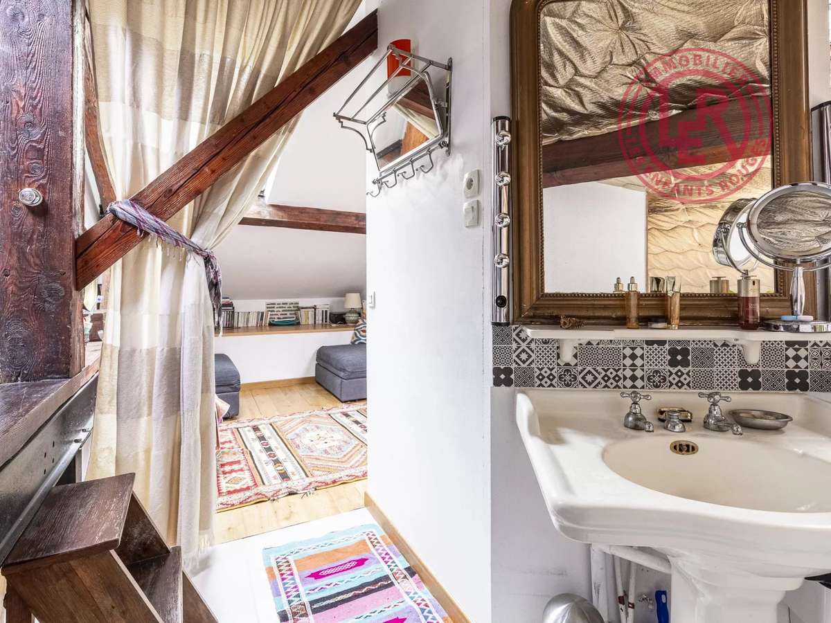Apartment Paris 10e