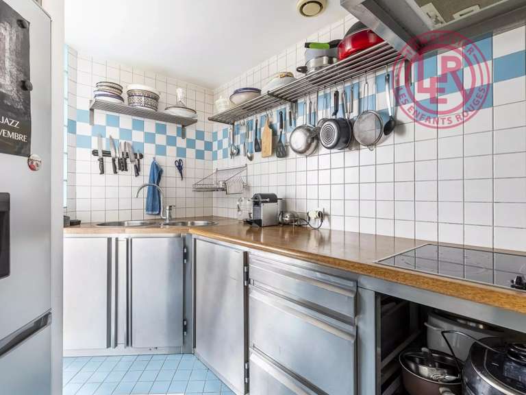 Appartement Paris 10e - 2 chambres - 92m²