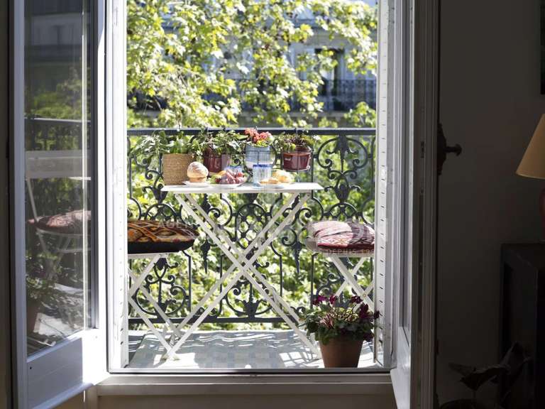 Apartment Paris 10e - 3 bedrooms - 97m²