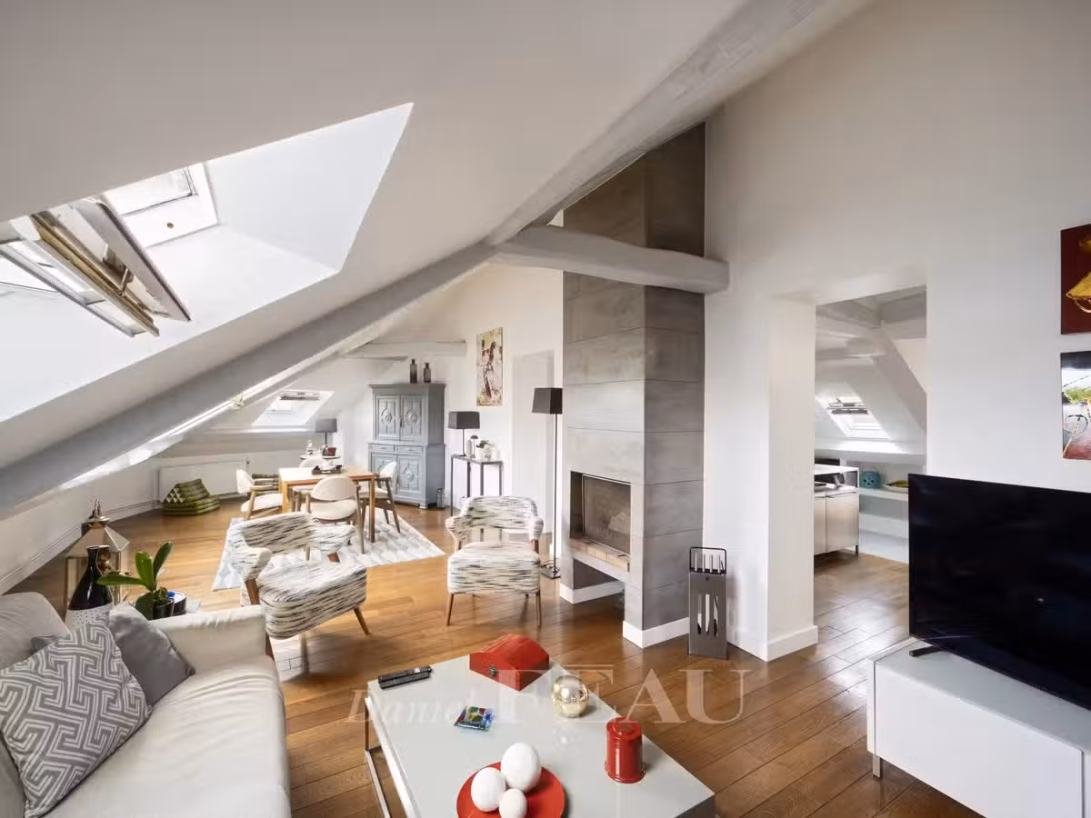 Apartment Paris 10e