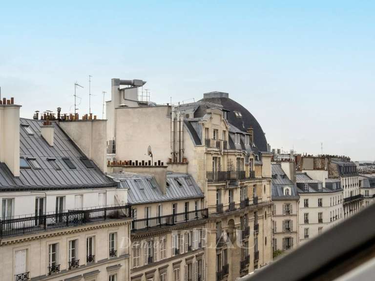 Appartement Paris 10e - 2 chambres - 114m²