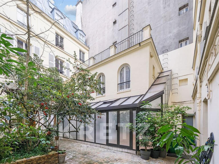 House Paris 10e - 4 bedrooms - 226m²