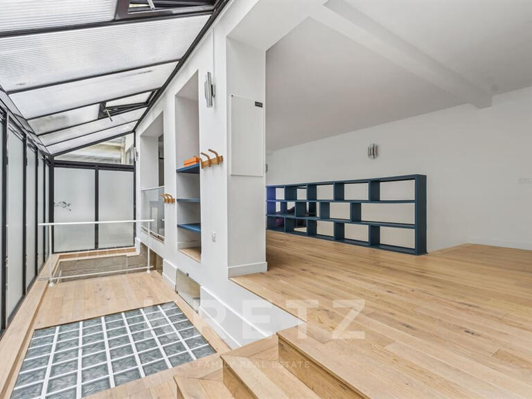 House Paris 10e - 4 bedrooms - 226m²