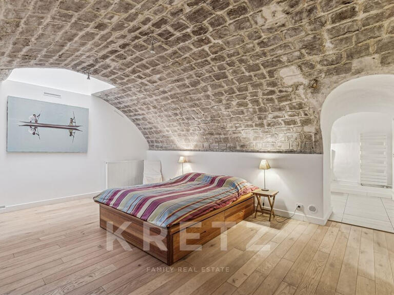 House Paris 10e - 4 bedrooms - 226m²