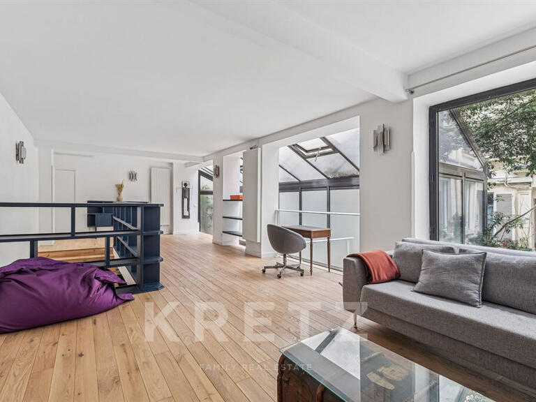 House Paris 10e - 4 bedrooms - 226m²