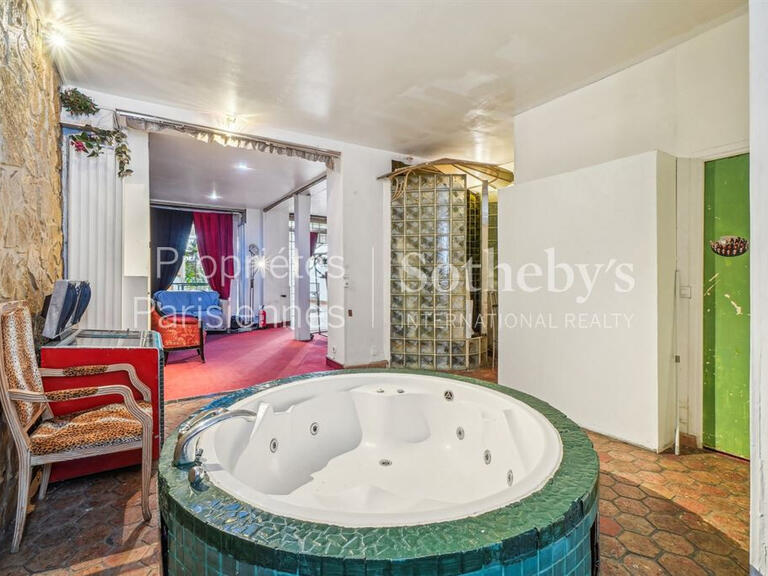 Apartment Paris 11e - 254m²