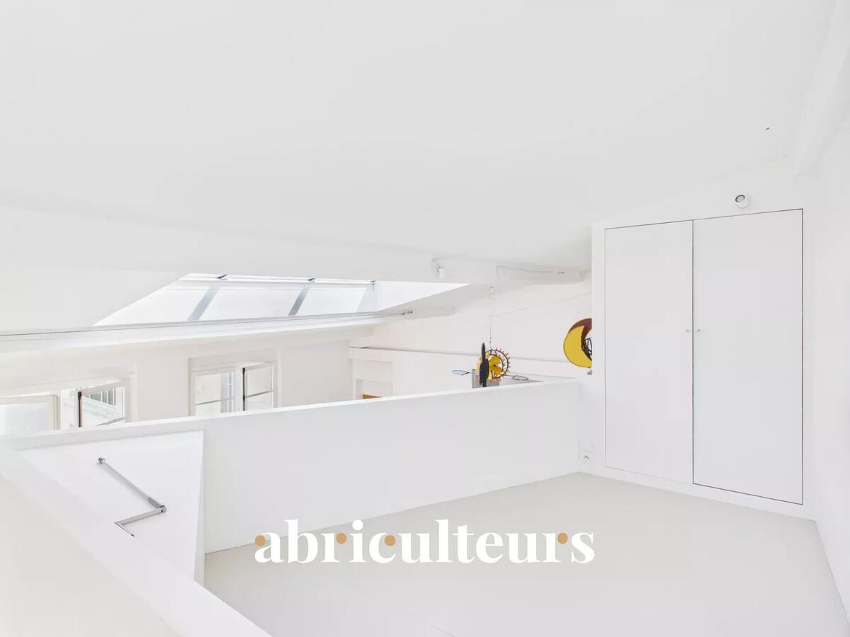 Apartment Paris 11e
