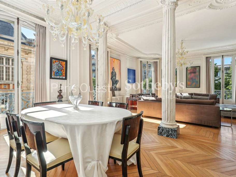 Apartment Paris 11e