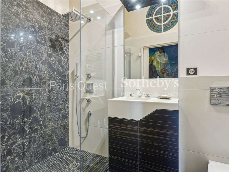 Apartment Paris 11e