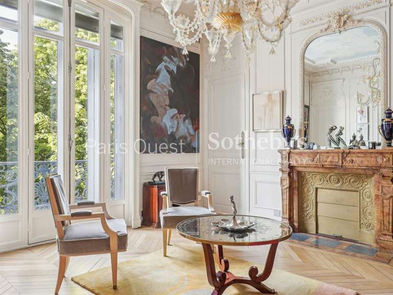 Apartment Paris 11e - 4 bedrooms - 225m²
