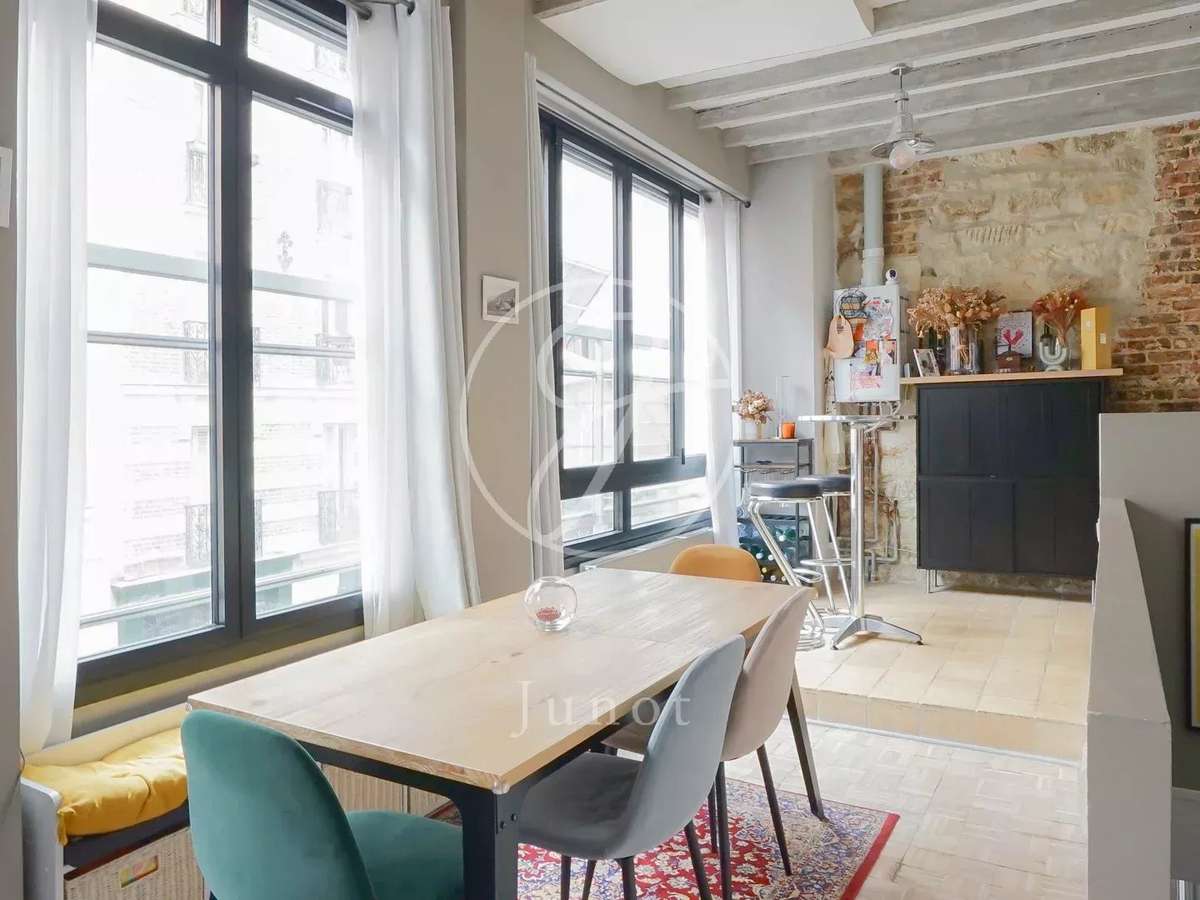 Apartment Paris 11e