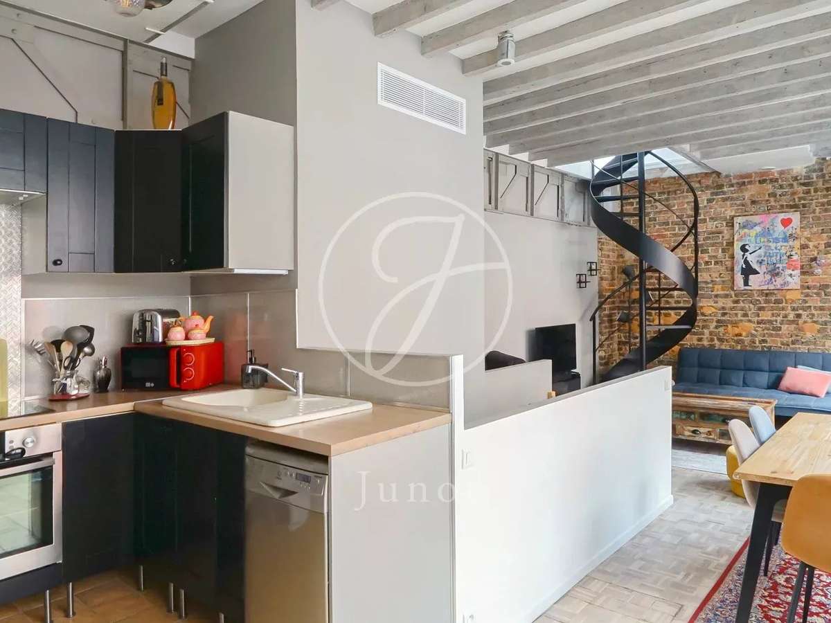 Apartment Paris 11e