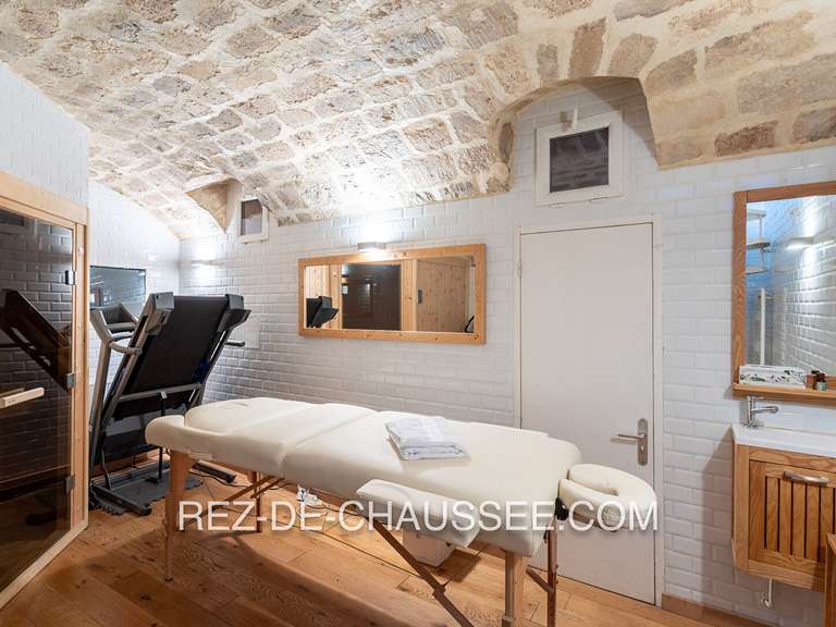 Appartement Paris 11e - 2 chambres - 112m²