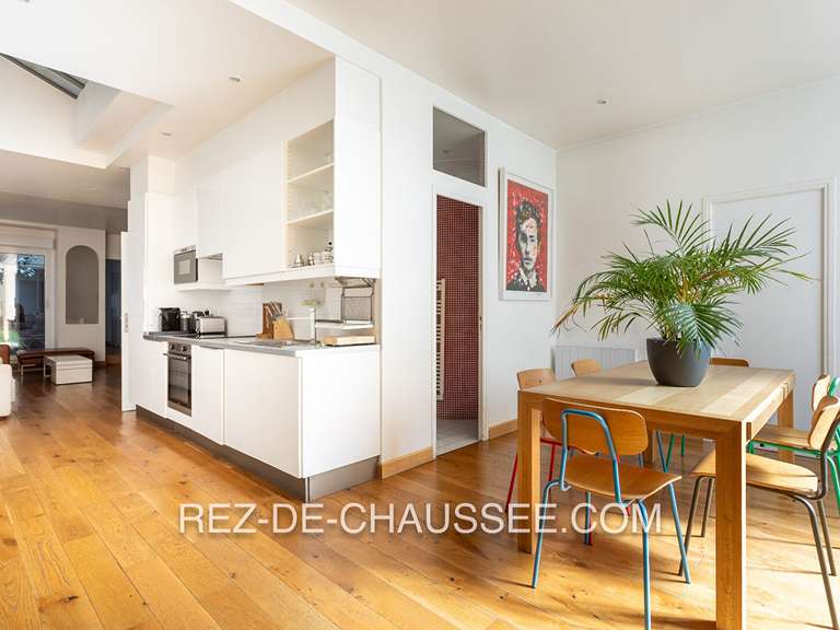 Appartement Paris 11e - 2 chambres - 112m²