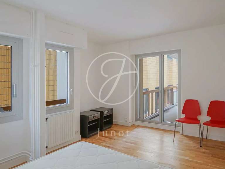 Appartement Paris 11e - 3 chambres - 90m²